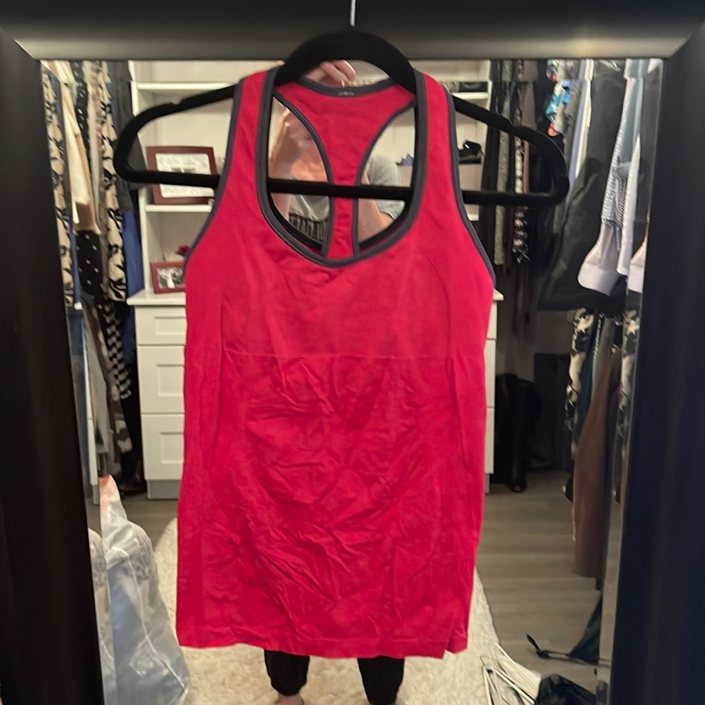 Lulu lemon built in bra top
